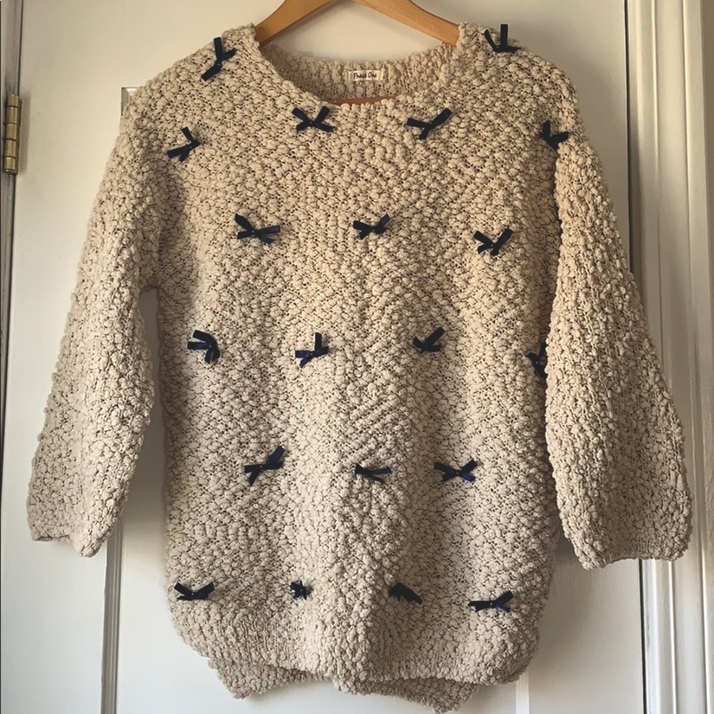 Bow Sweater in Beige